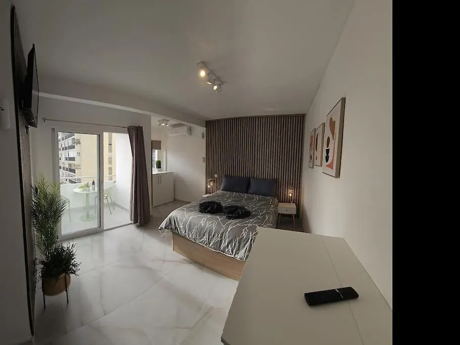 アパート トレモリノスCongreso Sunset Terrace. With Sunny Terrace And Sea Views.アパートメント スペイン